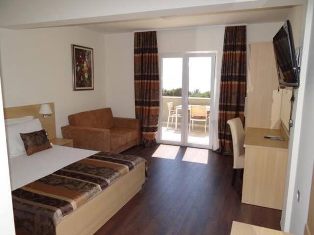 Villa Dubrovnik Makarska Eksteriør billede